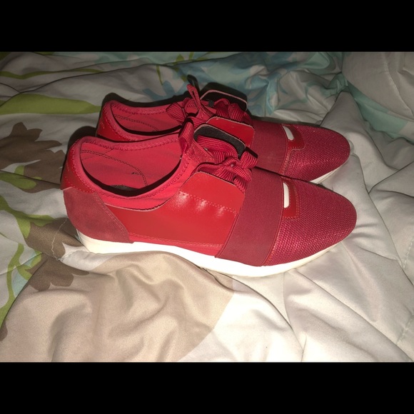 Balenciaga‘s size 40 (euro) . Worn once - Picture 2 of 3